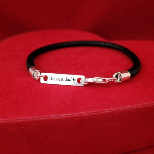 Bratara personalizata cu snur din piele si pandantiv din argint